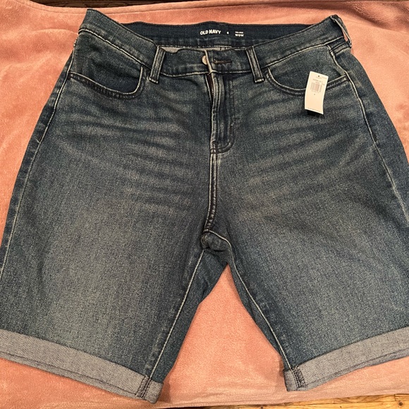 Old Navy Pants - Jean shorts